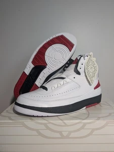 Größe 9,5 W 8 M - DX4400 106 Jordan 2 Retro OG Chicago (2022) Brandneu im Karton Ds - Bild 1 von 10