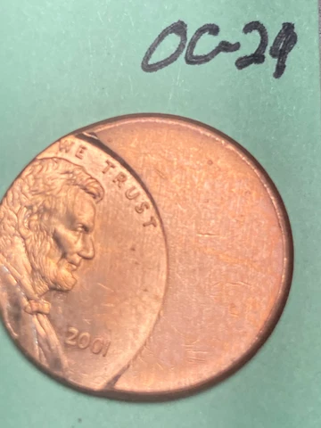 2001 LINCOLN MEMORIAL CENT, off center strike , uncirculated condition, #OC-29 Cover