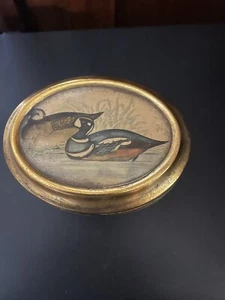 Caja de baratijas/joyas de oro Borghese vintage ovalada con patos - Imagen 1 de 5