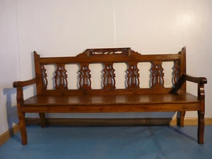 ANTIGUO BANCO ESCAÑO RUSTICO EN MADERA DE PIO - Imagen 1 de 3
