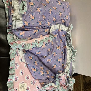 Olive Mae Boutique Blanket 60”x60” EUC Super Soft Ruffle Floral Unicorn - Picture 1 of 6