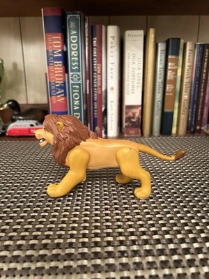 Figura de acción de lucha El Rey León adulto Simba vintage 1994 Disney Mattel Foto 1 de 4