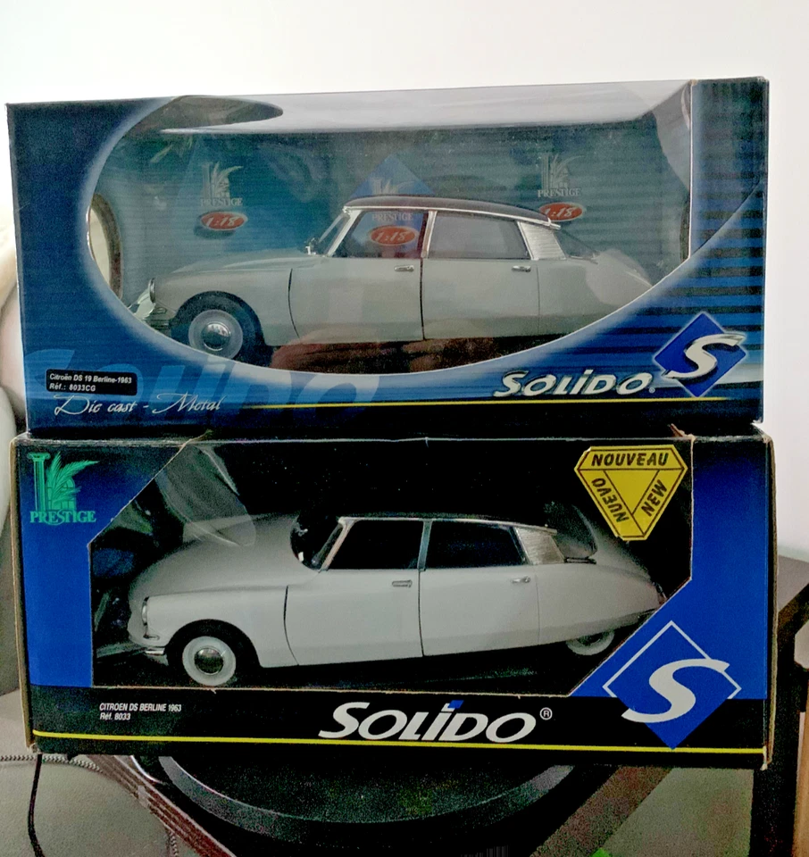 JOB LOT X2 SOLIDO  1/18 1:18 CITROEN DS BERLINE 1963 REF 8033 8033CG WHITE -GREY — 第 1/4 张图片