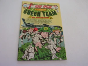 1ST ISSUE SPECIAL THE GREEN TEAM #2 MAY 1975 NEAR MINT- - Picture 1 of 2