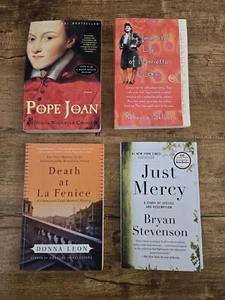 Assorted Lot of 4 BESTSELLER Novel BOOKS Various Authors Paperback - Imagen 1 de 11