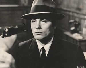 LE SAMOURAI ORIGINAL STUDIO PHOTOGRAPH ALAIN DELON / MELVILLE ULTRA RARE 1967 - Picture 1 of 2