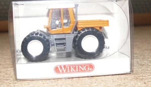 P12 Wiking 380 02 29 Fendt Xylon with loading platform - Picture 1 of 1