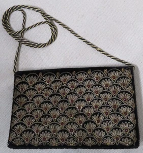 Vintage Zardozi Evening Clutch Purse Black Velvet w/Gold Embroidered, Red Stones - Picture 1 of 3