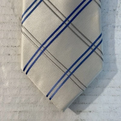 DONALD TRUMP President Signature Collection Silk XL Necktie White Gray Blue EUC - Image 1 of 4