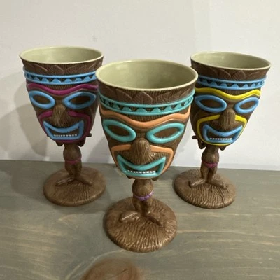Tiki Plastic Party Cup Set Colorful 3 Tiki Dance Beautiful Fun Decor ALOHA🌺 7"H - Image 1 of 4