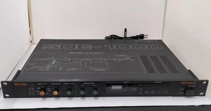 Roland SDE-1000 Digital Delay Rack Effect - Picture 1 of 9