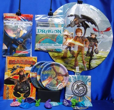 F Train Your Dragon Party Plate Banner Napkin Tablecover Balloons Book 3 Figures - Image 1 of 4