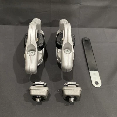 OEM Nissan Frontier Titan Kit de tacos y topes Juego de 2 herramientas 93300 7s255 Foto 1 de 4