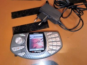 Nokia N-Gage - Grey Smartphone - Top - Picture 1 of 3