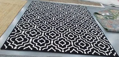 Alfombra NEGRO/MARFIL 8' X 10' agujero, precio reducido 1172759676 CAM141E-8 Foto 1 de 4