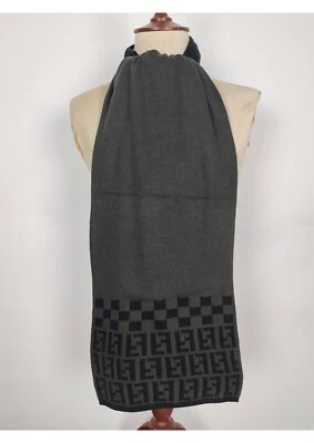 Bufandas bufanda de invierno Fendi genuinas vintage estampadas negras/grises de lana Foto 1 de 4