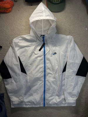 Mens Nike Sportswear Heritage Windrunner 2017 Nylon Loose Fit Baggy Size Large - Image 1 of 4