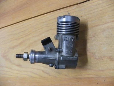 ENYA .35 C/L AIRPLANE ENGINE MODEL 5224 - Image 1 of 4