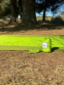 Stranddecke / Picknickdecke XXL ultraleicht GRÜN - Bild 1 von 2