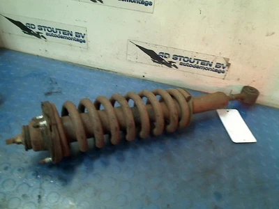 JAMBE DE FORCE AVANT GAUCHE Toyota Hilux IV Pick-up 2.5 D-4D (2KD-FTV-H) 2006 - Photo 1/4