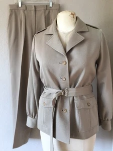 Vintage Adolph Schuman I Magnin Damenhosenanzug mit Gürtel Union Made USA Medium Khaki - Bild 1 von 8