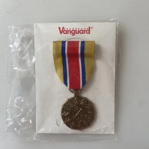 Vanguard FULL SIZE MEDAL: ARMY RESERVE COMPONENT ACHIEVEMENT - Picture 1 of 1