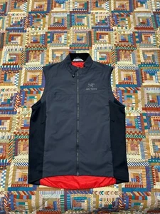 Arcteryx atom lt vest - Picture 1 of 10