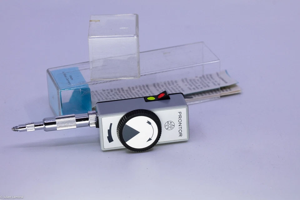 Prontor AGC Mechanical Self Timer l17 - Image 1 of 1