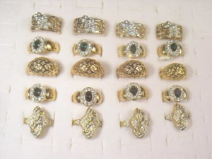 ** 20 RINGS DESIGNER SIGNED VINTAGE WITH SWAROVSKI CRYSTALS WHOLESALE LOT 115 - Picture 1 of 6