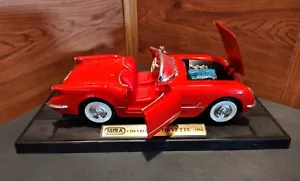 CHEVCHEVROLET CORVETTE CLASE HOBBY MIRA CARMANIA 1954 METAL FUNDIDO A PRESIÓN 1:18 CON SOPORTE - Imagen 1 de 24
