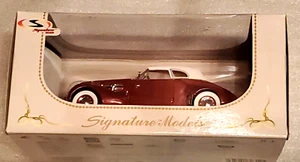 1937 Cord 812 Supercharged 1:32 Signature Brand New Models  - Picture 1 of 3