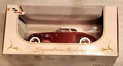 1937 Cord 812 Supercharged 1:32 Signature Brand New Models  - Image 1 of 3