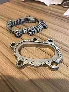 GT25 GT28 GT30 GT32 GT25r STAINLESS STEEL TURBO EXHAUST 5 BOLT FLANGE - Afbeelding 1 van 4