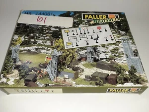 Señales de calle militares Faller HO 144061 1/87 nuevas ENVÍO GRATUITO - Imagen 1 de 3