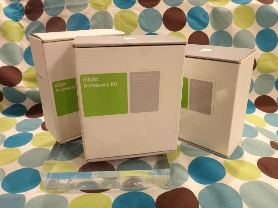 Apple iSight Accessory Kit Extra Brackets Mounts & Cable NEW SEALED M9314G/B - Image 1 of 1