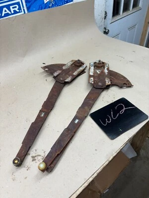 1981 87 1993 DODGE D100 D150 RAMCHARGER W100 W150 MANUAL WINDOW REGULATOR SET OE - Image 1 of 4