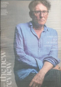 New Review Magazine July 17 2022 Gabriel Byrne Alastair Campbell - Bild 1 von 2