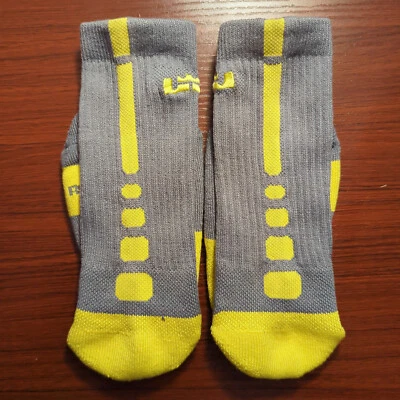 LeBron James Original Nike Elite Socks Crew Size Medium Gray/Yellow Basketball - Image 1 of 4