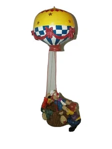 VERONESE 1993 THREE CLOWNS IN HOT AIR BALLOON SCULPTURE - Foto 1 di 12