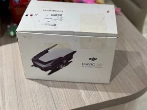 DJI MAVIC AIR DRONE 4K 32MP - Picture 1 of 4