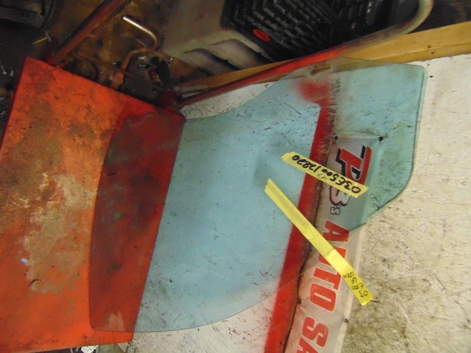 06 05 04 03 Mercedes Benz E500 седан со стороны водителя левая передняя дверь стеклянное окно - Изображение 1 из 1