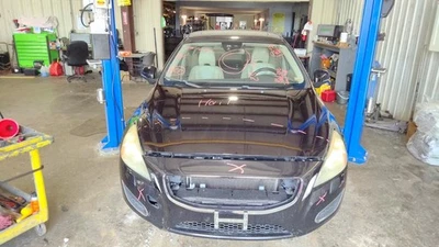 Coolant Reservoir XC70 Fits 08-16 VOLVO 70 SERIES 1100644 Foto 1 de 4