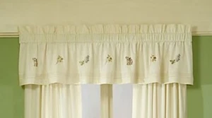 Raymond Waites Giselle Window Valance 86x16 floral creme neu - Bild 1 von 12