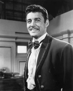Zorro Guy Williams 8x10 Classic Television Western - Picture 1 of 1