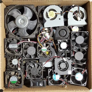 9 lbs 50 Pcs Scrap Computer Fans 12x12x5 Box Reuse/E-Cycle - Photo 1/2