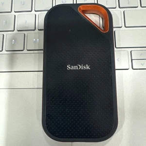 SanDisk Extreme PRO V2 2TB External SSD (SDSSDE81-2T00-G25) 100% good health - Photo 1/4