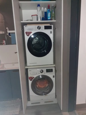 mobili Uso Lavanderia per Lavatrice asciugatrice, Scavolini, in buono stato. - Immagine 1 di 4