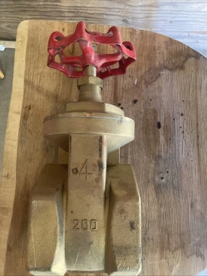 4 Inch Brass Gate Valve - Image 1 of 2
