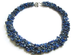 Wunderschöne Splitterkette aus dem Edelstein Lapislazuli mehrreihig - Bild 1 von 2