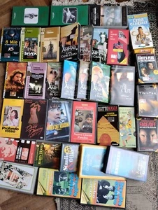 Lotto Di Cassette Vhs Films E Documentari - Foto 1 di 1